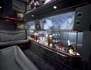 Cadillac limousines|Chrysler limousines|Lincoln limos|Mercedes limos|Hummer limos|Stretch limos|Buy new limos